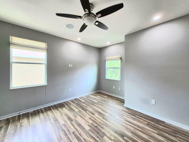 6913 S WALL STREET, Tampa, FL 33616