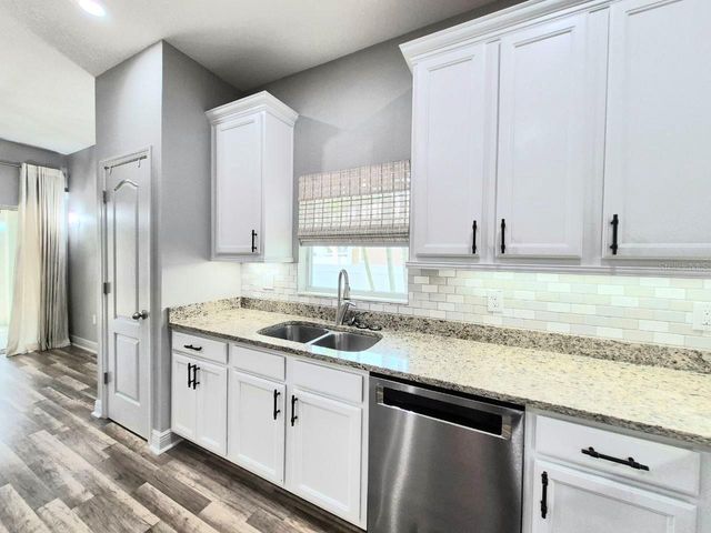 6913 S WALL STREET, Tampa, FL 33616