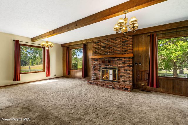 288 Lignite Rd, Sagle, ID 83860