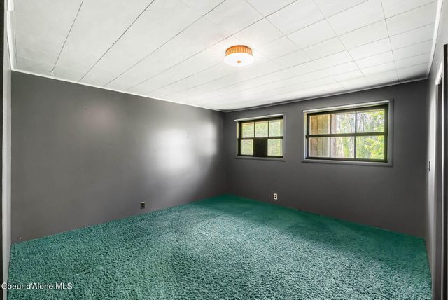288 Lignite Rd, Sagle, ID 83860
