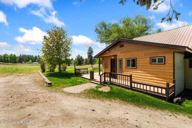 288 Lignite Rd, Sagle, ID 83860