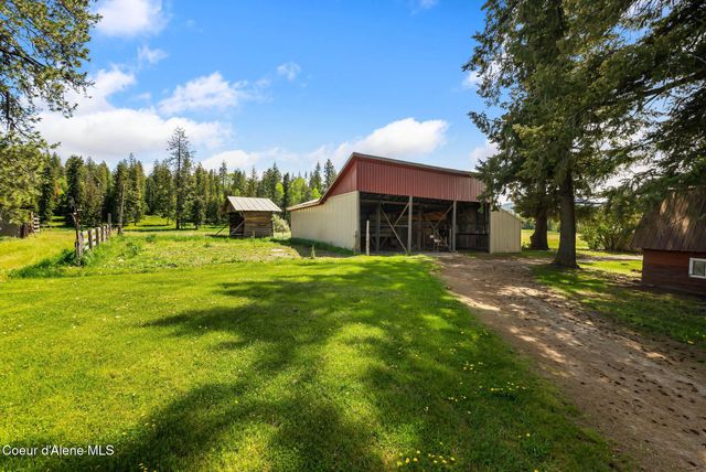 288 Lignite Rd, Sagle, ID 83860