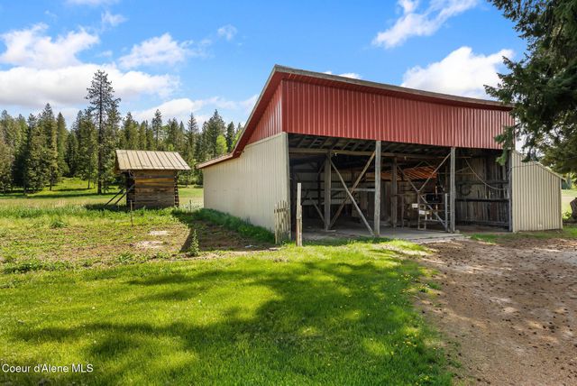 288 Lignite Rd, Sagle, ID 83860