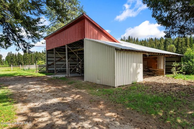288 Lignite Rd, Sagle, ID 83860