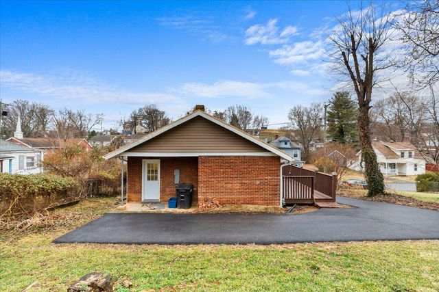 453 Dale AVE, Vinton, VA 24179