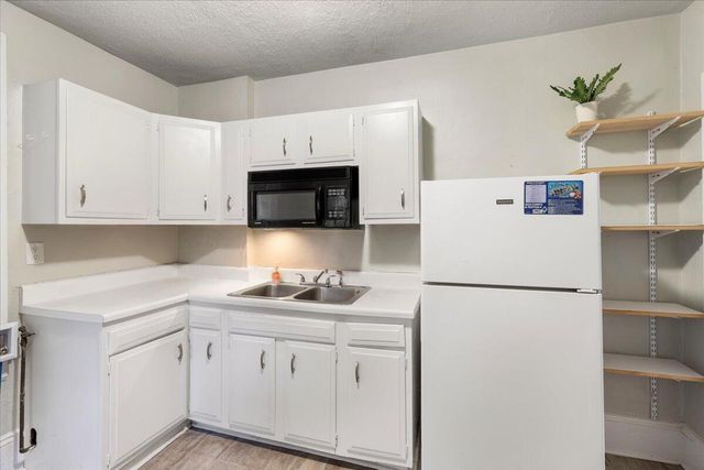 453 Dale AVE, Vinton, VA 24179