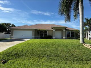 1306 SW 35th TER, Cape Coral, FL 33914