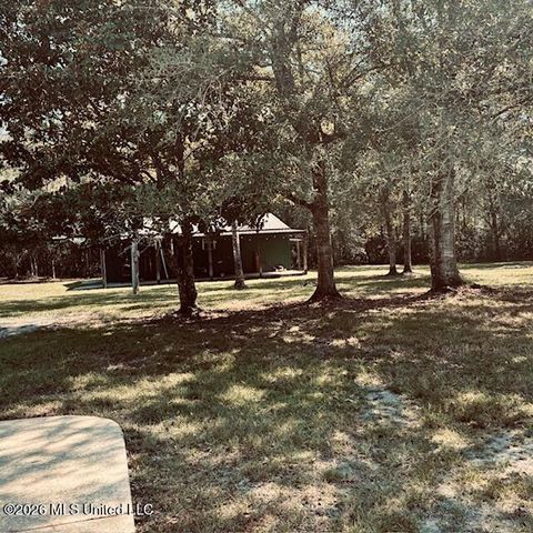 1101 Summerlin Bayou Road, Vancleave, MS 39565