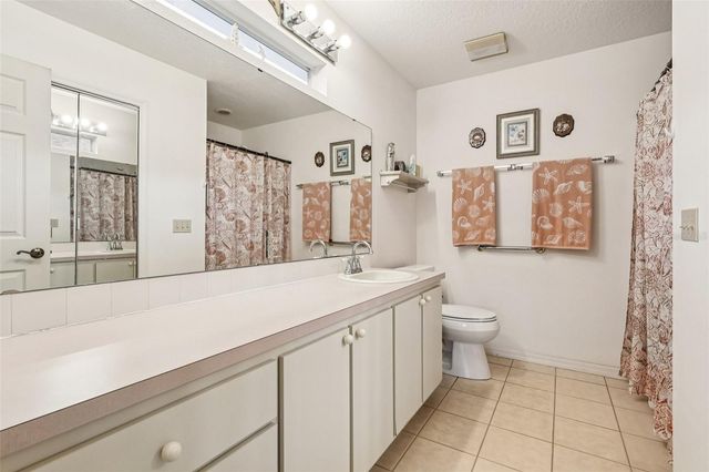 239 JUNIPER WAY, Tavares, FL 32778