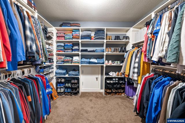 2504 Laura Vista Dr NW, Albany, OR 97321