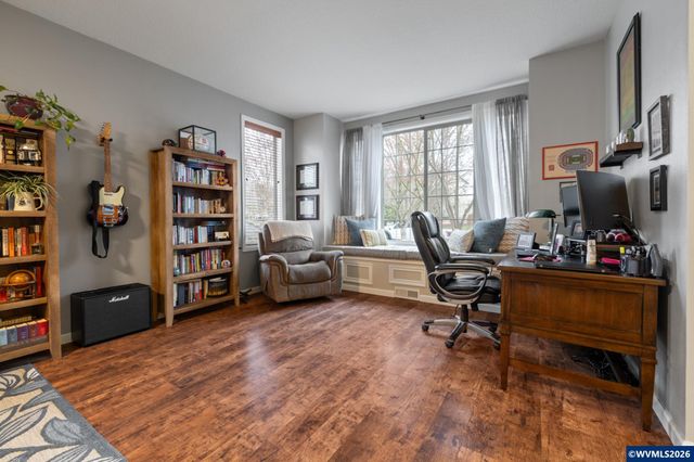 2504 Laura Vista Dr NW, Albany, OR 97321