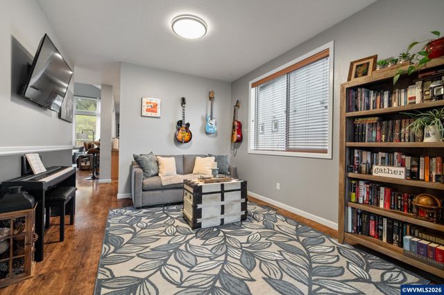 2504 Laura Vista Dr NW, Albany, OR 97321