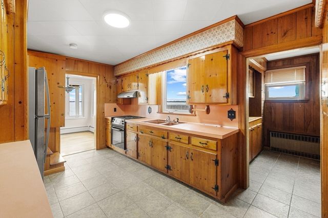 16 Reservation Rd, Fairhaven, MA 02719