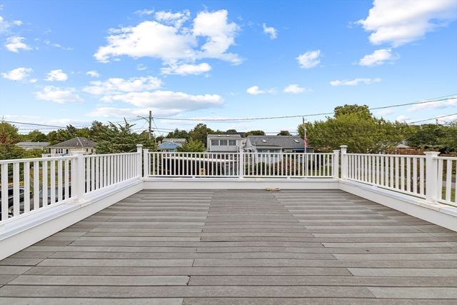 16 Reservation Rd, Fairhaven, MA 02719