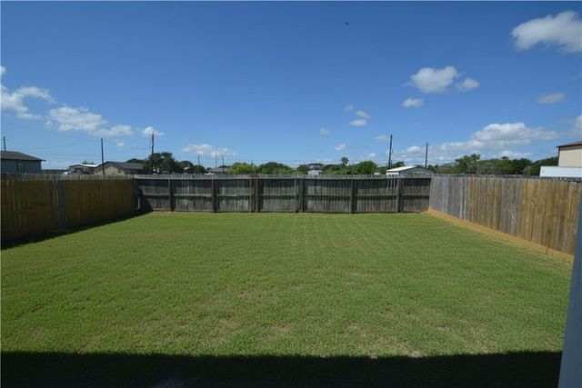 421 Valerie St, Corpus Christi, TX 78418