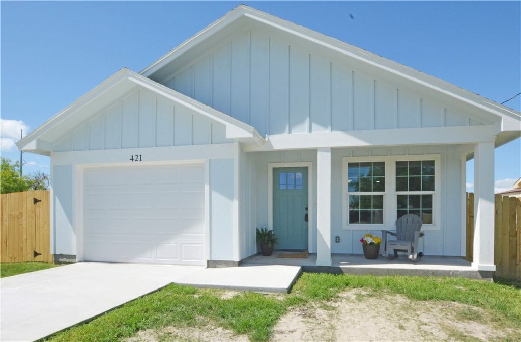 421 Valerie St, Corpus Christi, TX 78418