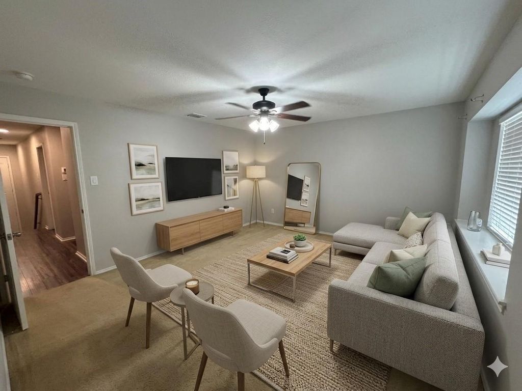 1112 Beaverwood Lane, Crowley, TX 76036 — photo 2