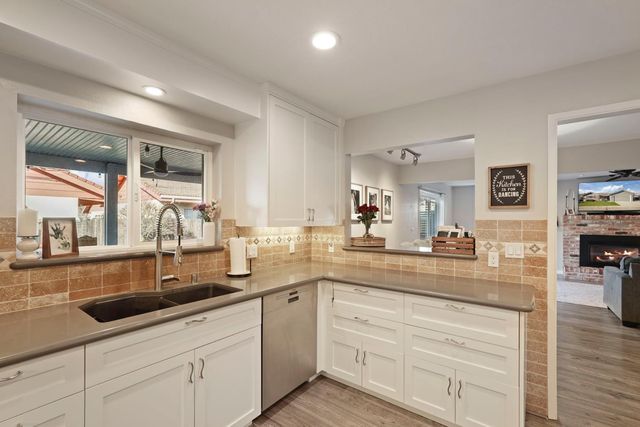 1413 Mariposa Way, Lodi, CA 95242