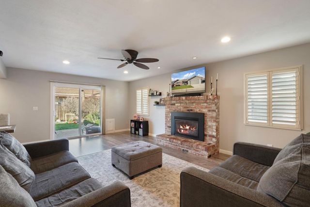 1413 Mariposa Way, Lodi, CA 95242