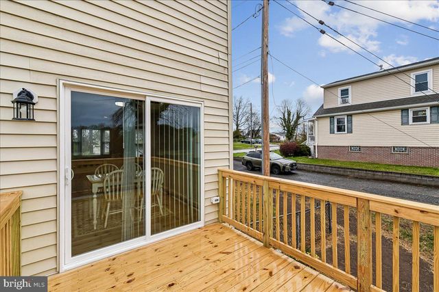 327 WALTON AVE, Baltimore, MD 21225