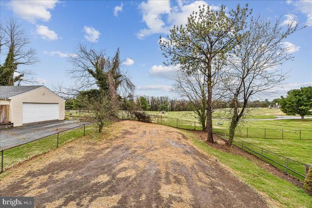 327 WALTON AVE, Baltimore, MD 21225