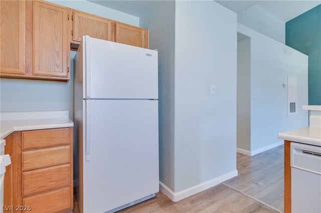 5066 South Rainbow Boulevard 205, Las Vegas, NV 89118