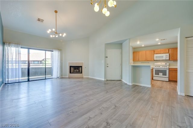5066 South Rainbow Boulevard 205, Las Vegas, NV 89118