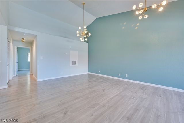 5066 South Rainbow Boulevard 205, Las Vegas, NV 89118