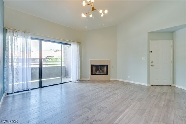 5066 South Rainbow Boulevard 205, Las Vegas, NV 89118
