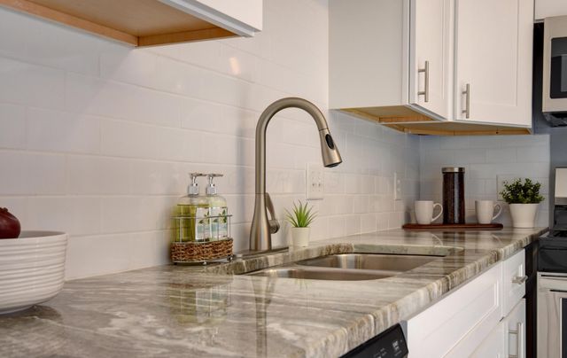 1515 Hawthorne Avenue, Columbus, OH 43203