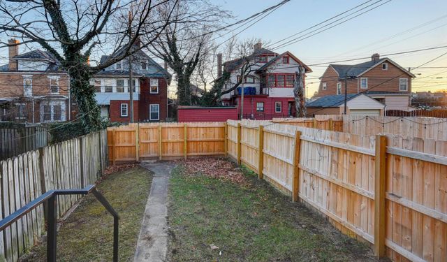 1515 Hawthorne Avenue, Columbus, OH 43203