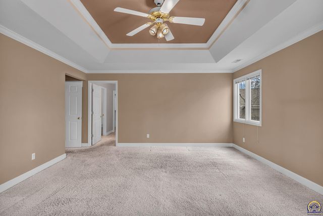 1128 Dubs Ct, Lawrence, KS 66049
