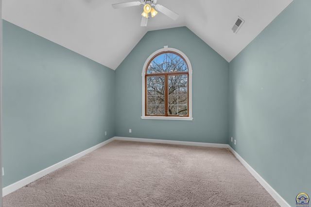 1128 Dubs Ct, Lawrence, KS 66049
