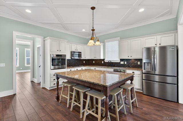 64 DOUBLE OAK Avenue, Pike Road, AL 36064