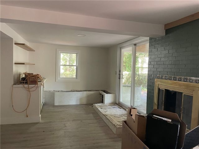 28 Hill Top Drive, Warwick, RI 02818