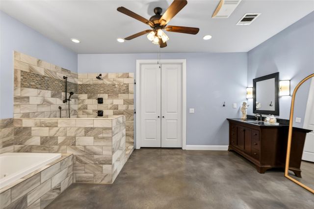 1508 Successor RD, Spicewood, TX 78669