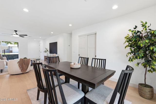 4646 E VERNON Avenue, Phoenix, AZ 85008