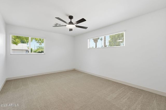 4646 E VERNON Avenue, Phoenix, AZ 85008