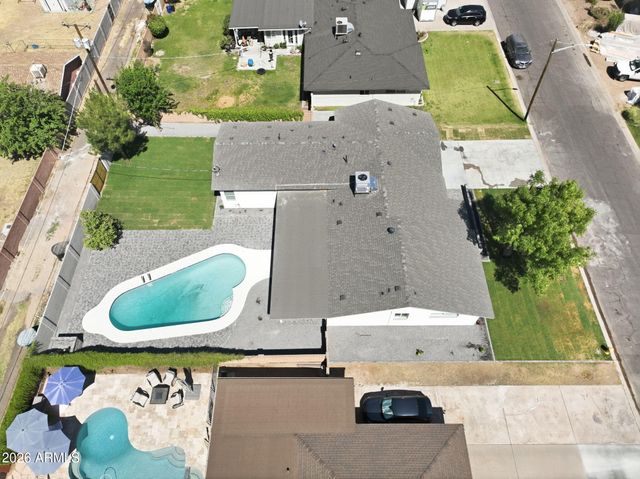 4646 E VERNON Avenue, Phoenix, AZ 85008