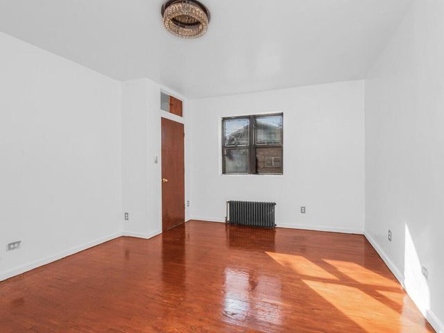 4252 Monticello Avenue, Bronx, NY 10466
