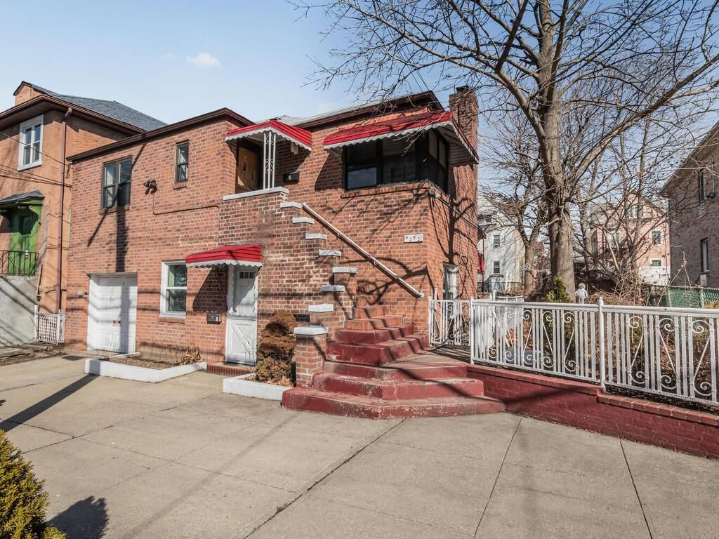 4252 Monticello Avenue, Bronx, NY 10466