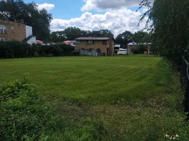 659 E Maple Avenue, Mundelein, IL 60060