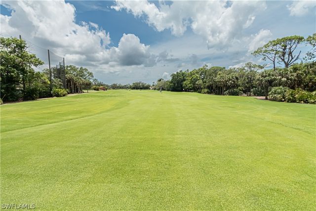 746 Eagle Creek DR W 104, Naples, FL 34113
