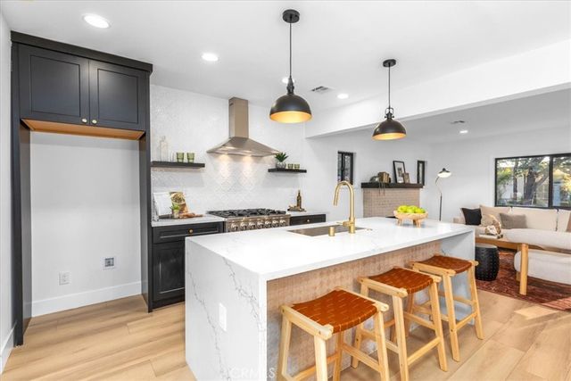 312 N Bronson Avenue, Los Angeles, CA 90004