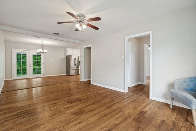1316 Eastview Drive, Weatherford, TX 76086