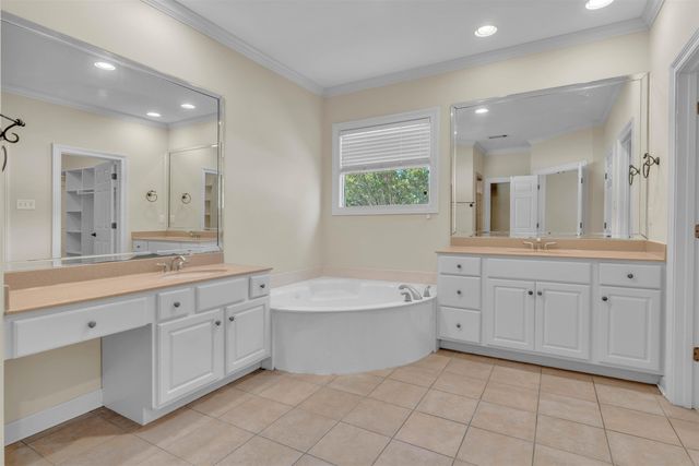 1950 N TEMPLETON CIR, Collierville, TN 38017