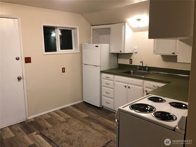 2221 15th Avenue SE, Olympia, WA 98501