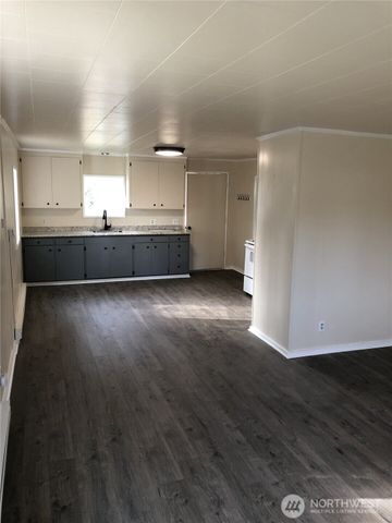 2221 15th Avenue SE, Olympia, WA 98501