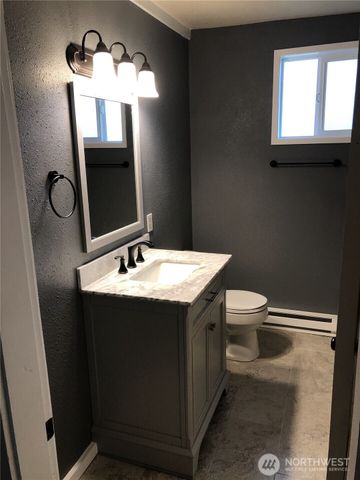 2221 15th Avenue SE, Olympia, WA 98501