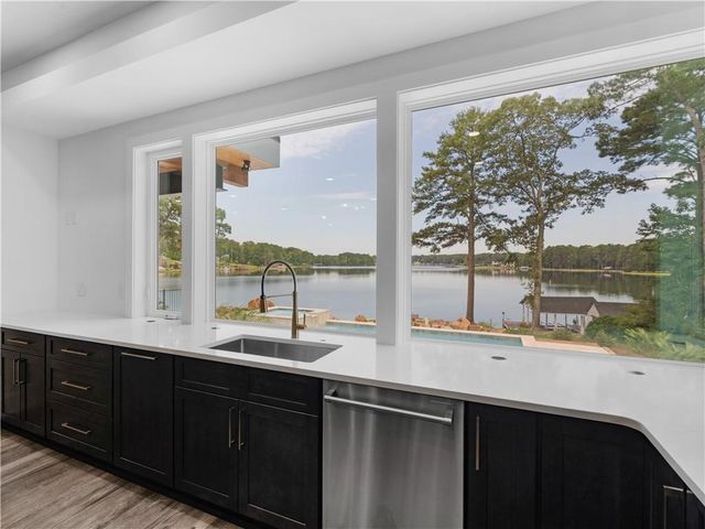 3258 S BAY Drive, Jonesboro, GA 30236